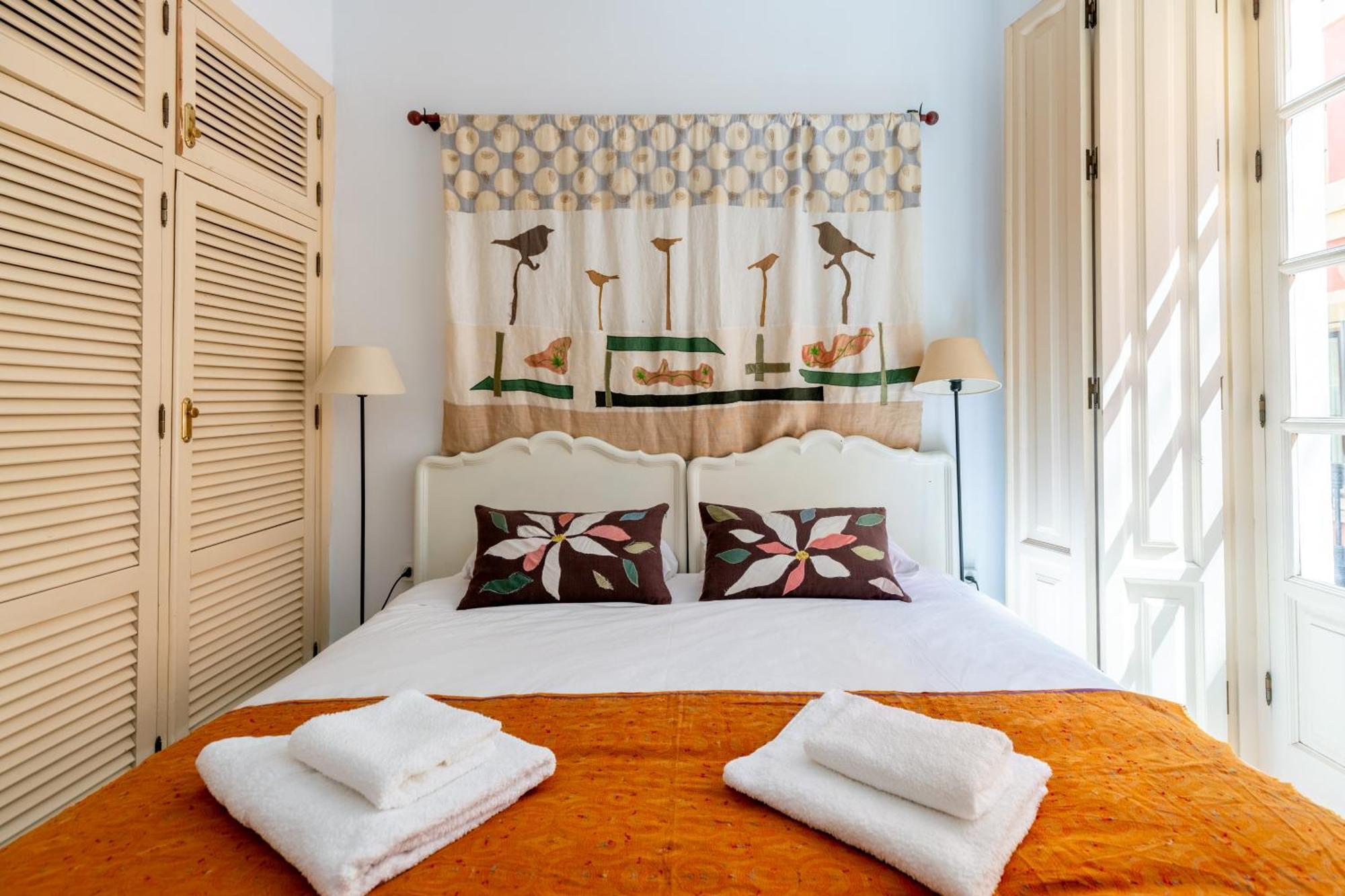 Cathedral Penthouse- Big Private Terrace- Parking Apartamento