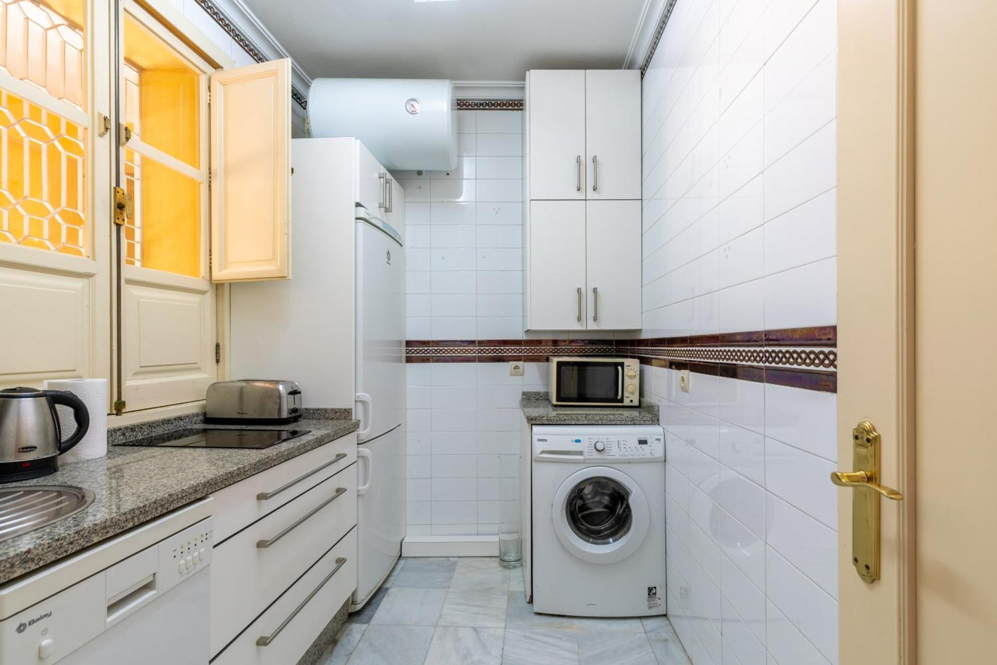 Cathedral Penthouse- Big Private Terrace- Parking