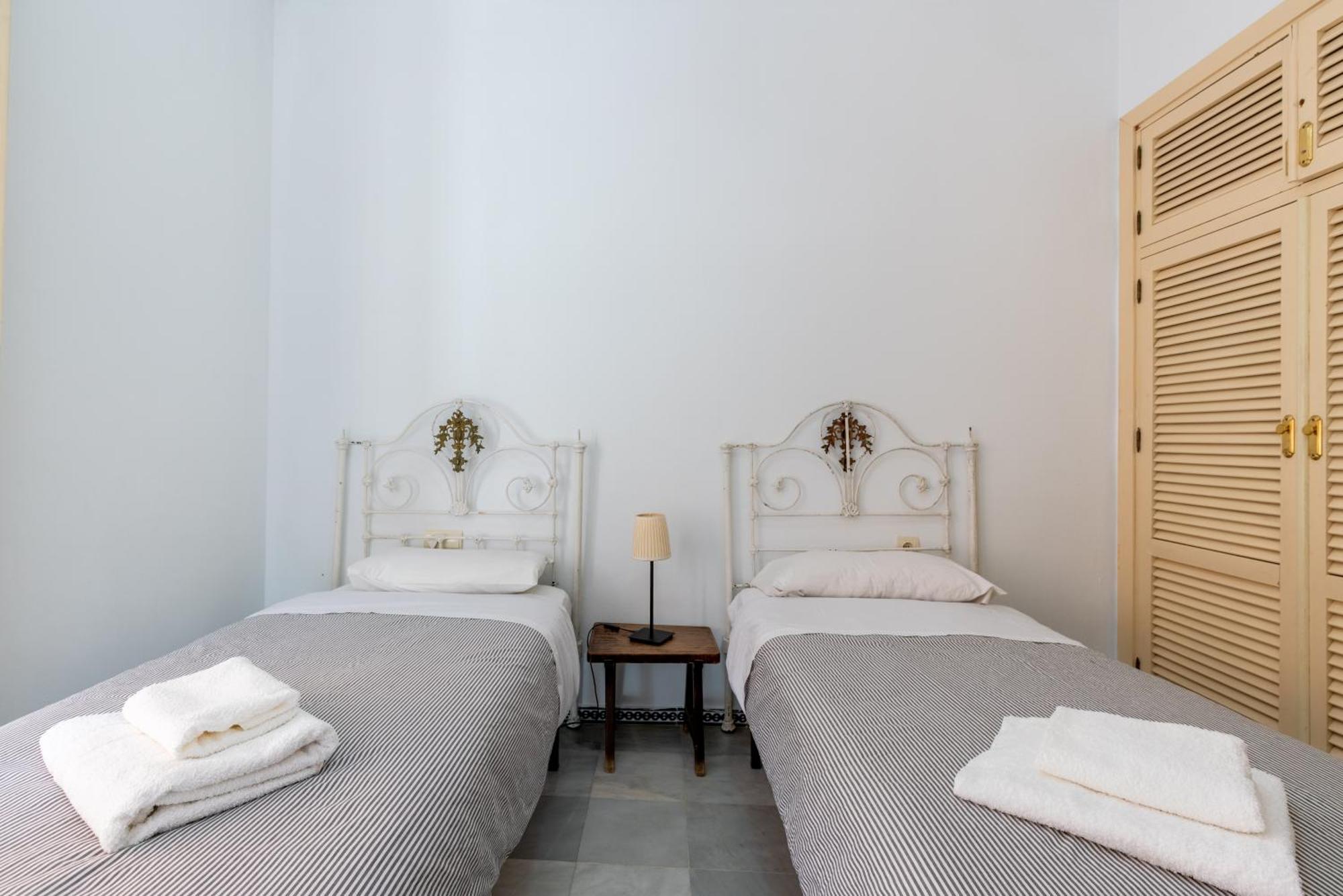 Cathedral Penthouse- Big Private Terrace- Parking Apartamento
